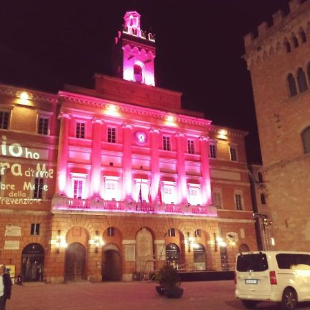 Appart Dormire Nel Cuore Di Foligno Exterior foto